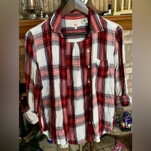 🤩3/$10 Women’s Levi’s Red & White Long Sleeve Flannel Button Down Boyfriend